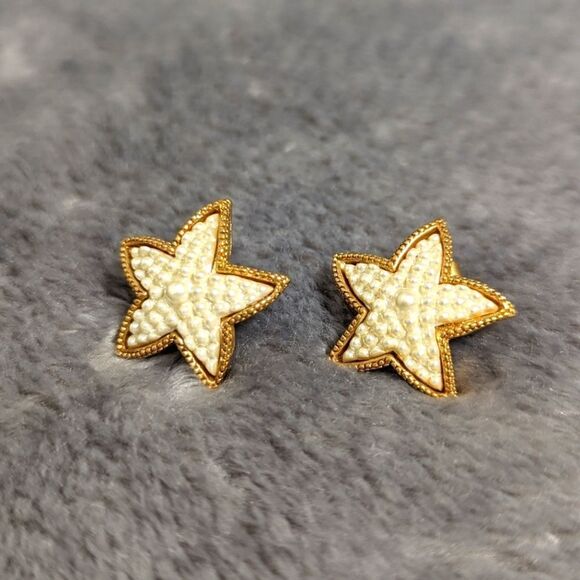Vintage Goldtone and Faux Pearl Starfish Pierced Earrings - Picture 2 of 5